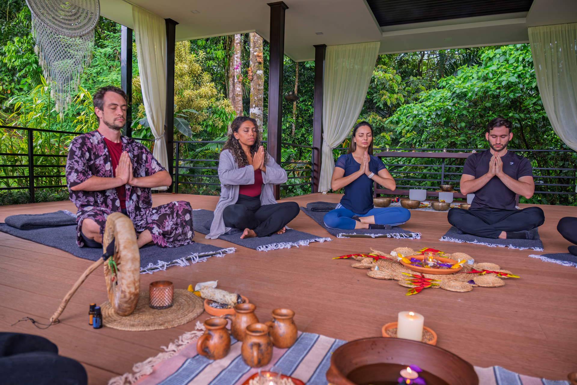 Yoga Hotel Lomas del Volcan